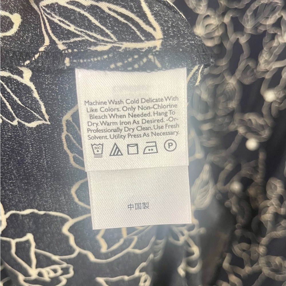 Eddie Bauer Navy and Cream Floral Maxi Dress - Picture 6 of 6